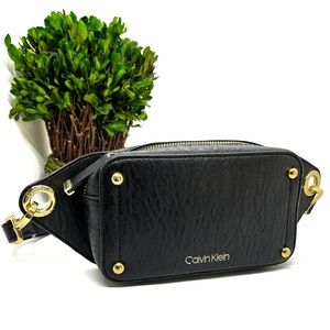 NWOT CALVIN KLEIN Sonoma Square Belt Bag